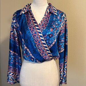 Stylish Patterned Silky Women's Cropped Top